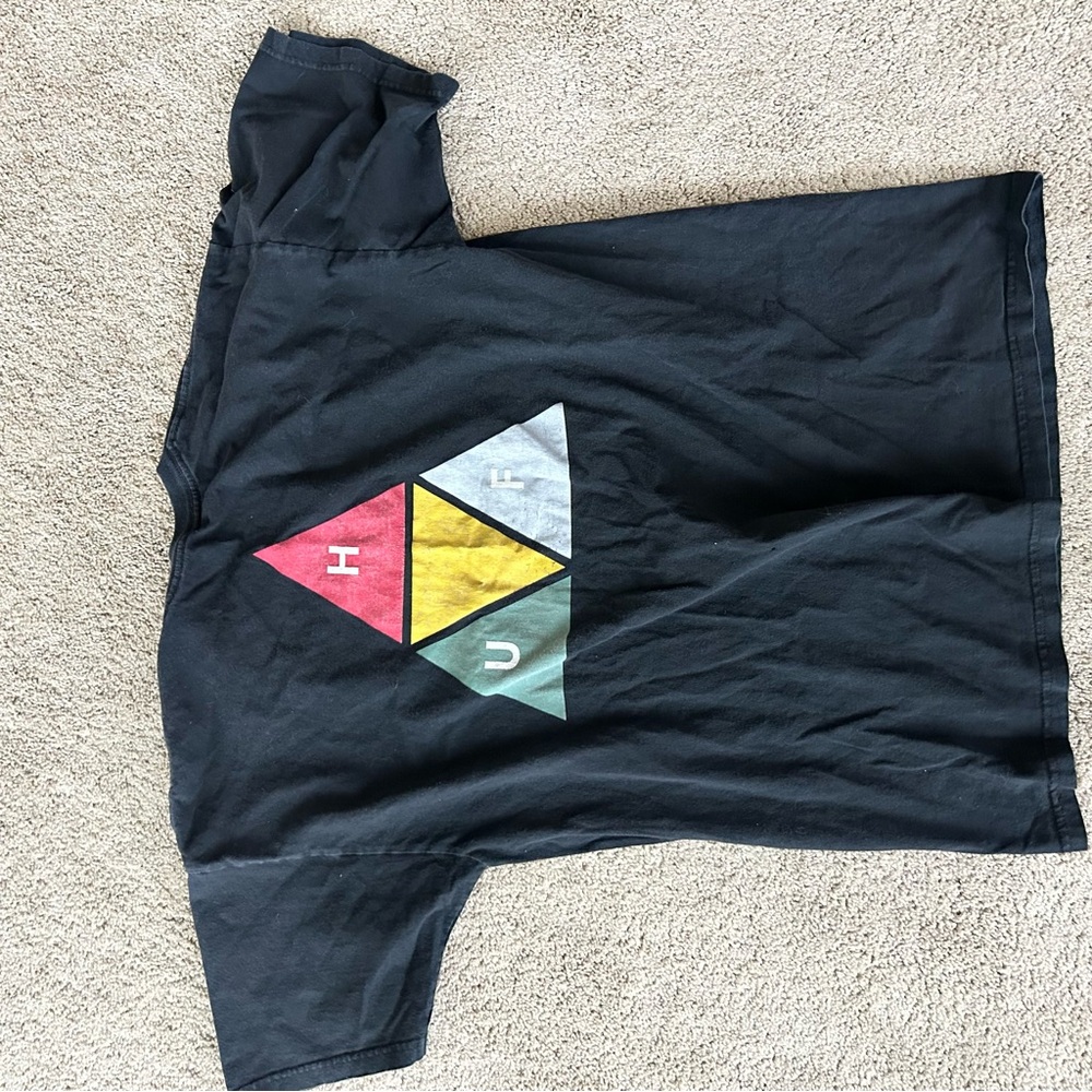 Huf black tee
